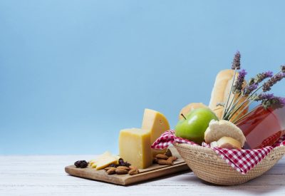 basket-with-goodies-lavender-with-blue-background_LR